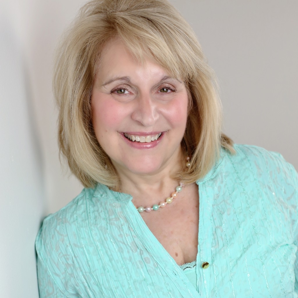 Dee Anne Bryll