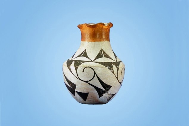 Acoma 82-4 Front