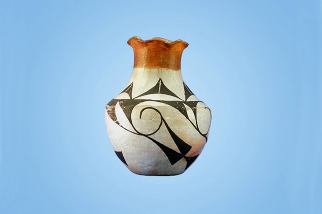 Acoma 82-4 Back