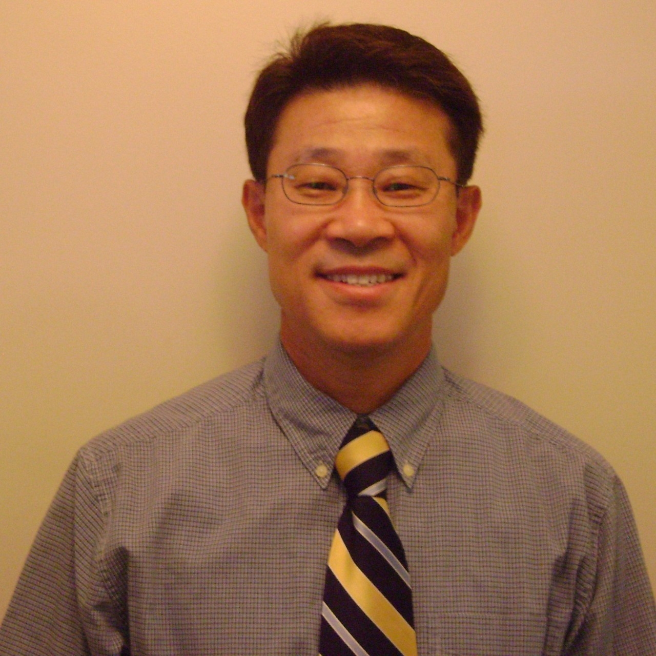 Dr. Edward Kwon 
