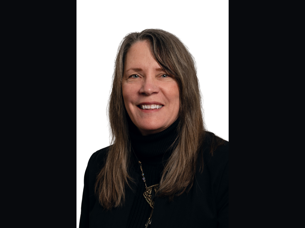 Julie Olberding headshot