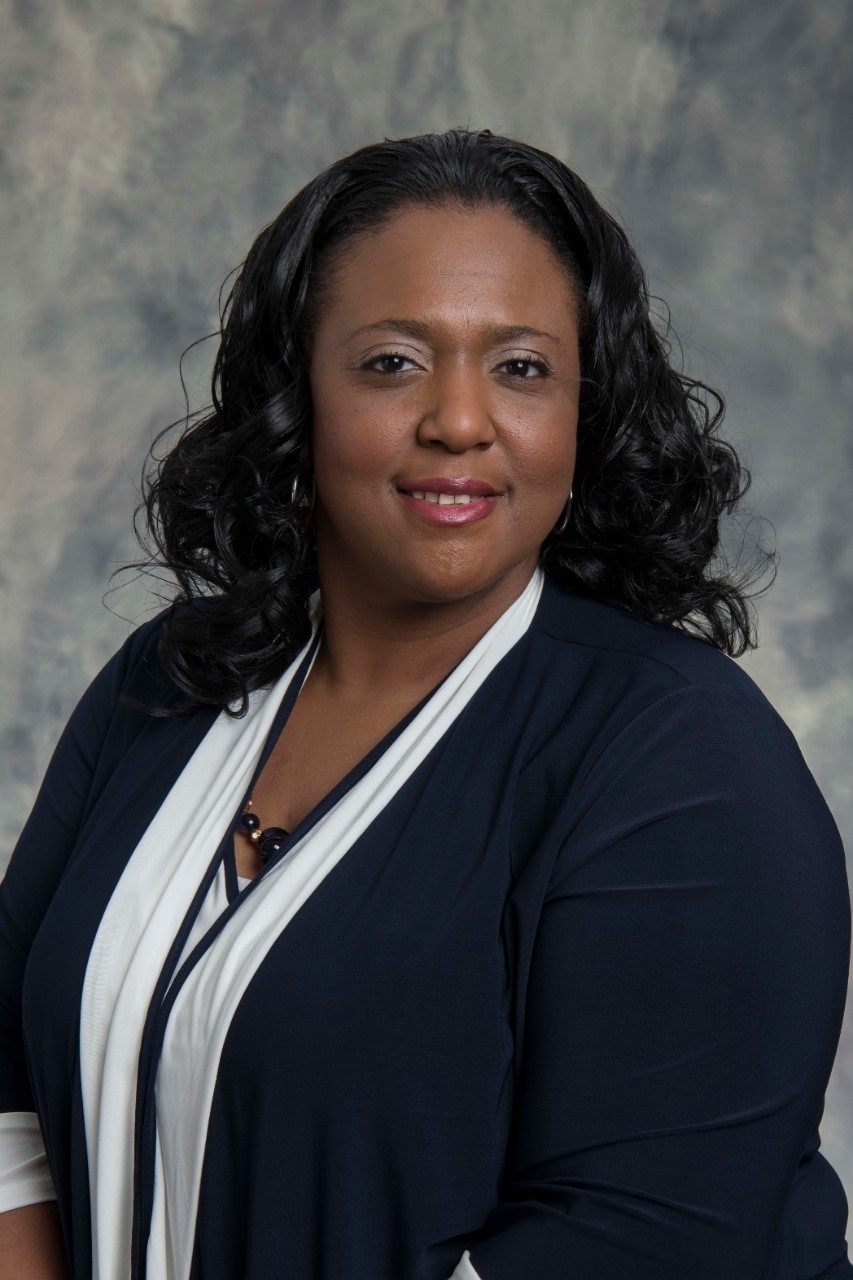 Headshot of LeShauna Persley