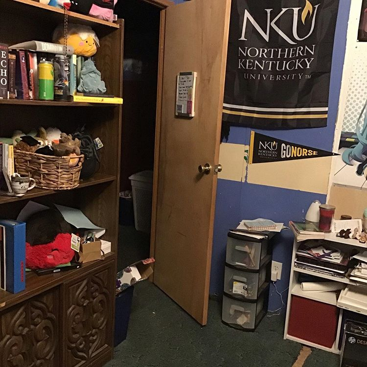Humans of Greater Cincinnati Post: student's bedroom at home